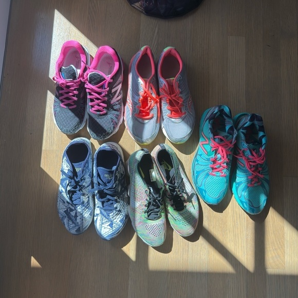 Bundle of five women’s Sneakers: Nike/ New Balance/ Saucony - Picture 12 of 12